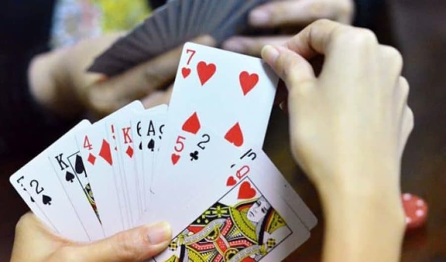 Cách Chơi Xì Dách "Dễ Hiểu Nhất" Dành Cho Người Mới 7 Xì Dách là gì?