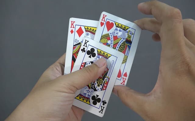[Bật Mí] Bí Kíp Chơi Bài 3 Lá Luôn Thắng Không Phải Ai Cũng Biết